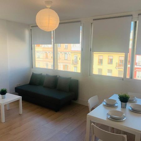 マドリードPisos Con Piscina Barrio Exclusivo-Wizinkcenter Alquiler Temporadaアパートメント エクステリア 写真