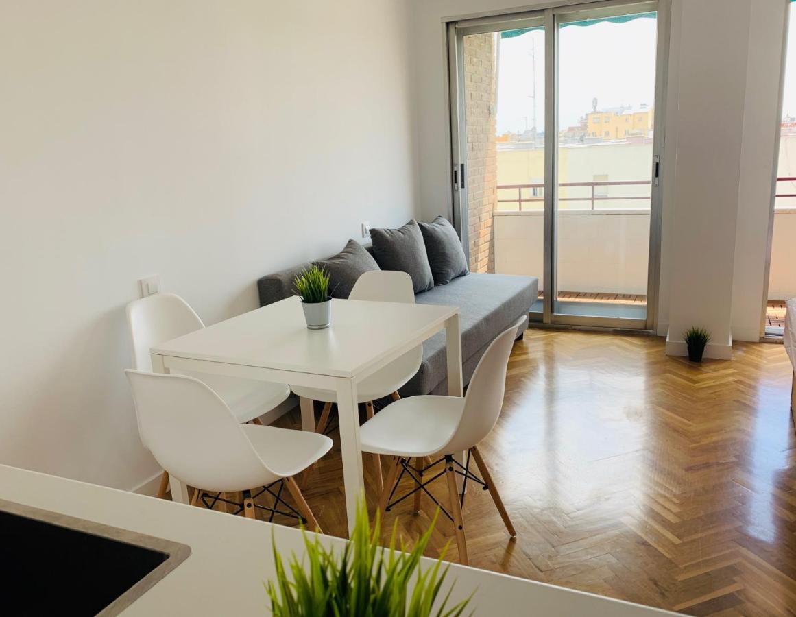 マドリードPisos Con Piscina Barrio Exclusivo-Wizinkcenter Alquiler Temporadaアパートメント エクステリア 写真