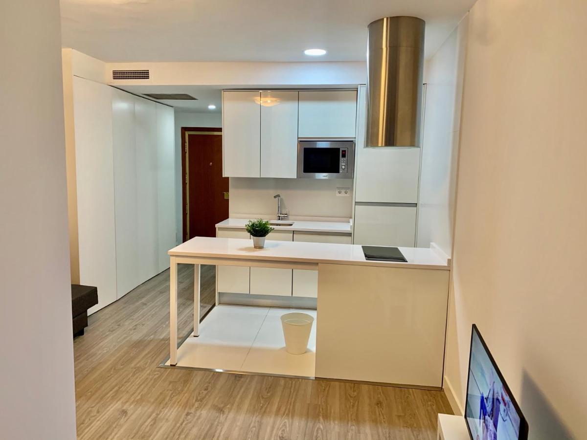 マドリードPisos Con Piscina Barrio Exclusivo-Wizinkcenter Alquiler Temporadaアパートメント エクステリア 写真