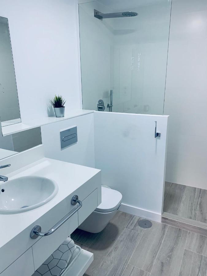 マドリードPisos Con Piscina Barrio Exclusivo-Wizinkcenter Alquiler Temporadaアパートメント エクステリア 写真