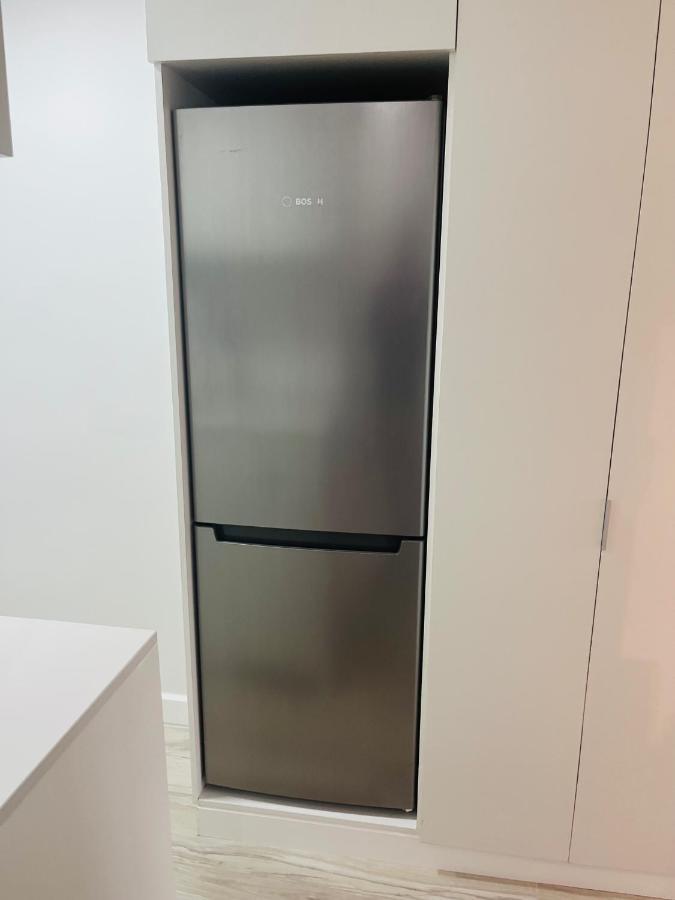 マドリードPisos Con Piscina Barrio Exclusivo-Wizinkcenter Alquiler Temporadaアパートメント エクステリア 写真