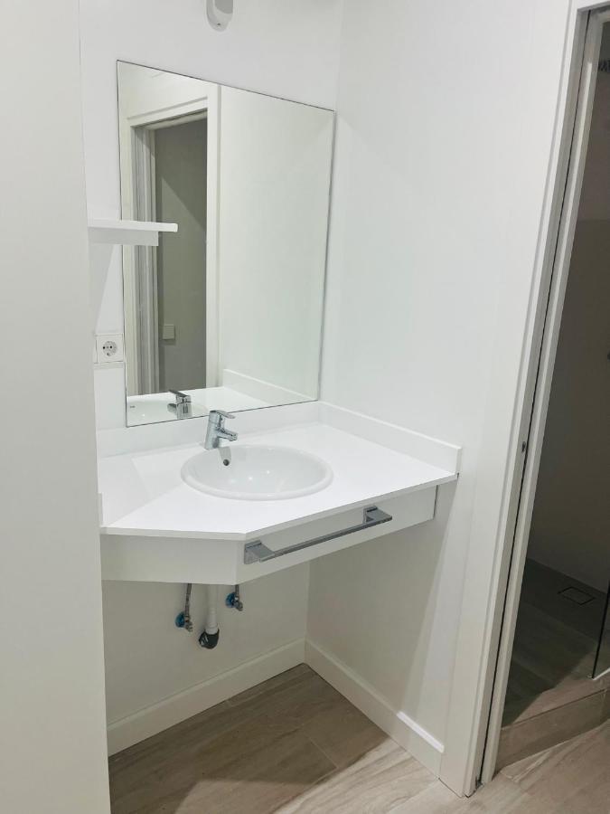 マドリードPisos Con Piscina Barrio Exclusivo-Wizinkcenter Alquiler Temporadaアパートメント エクステリア 写真