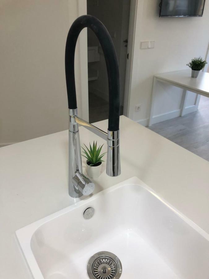 マドリードPisos Con Piscina Barrio Exclusivo-Wizinkcenter Alquiler Temporadaアパートメント エクステリア 写真
